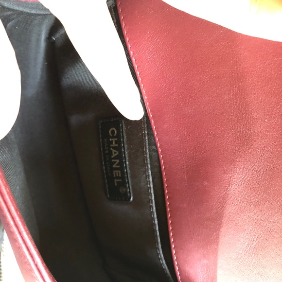 Chanel Mixed Leather Boy Bag - Picture 6 of 8